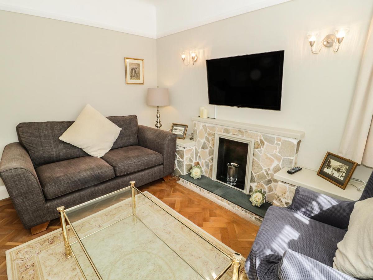 Villa Burwood Colwyn Bay Exterior foto
